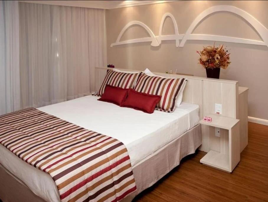 Apartamento Flat Centro De A219 *